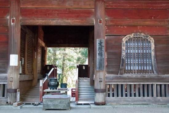 2009_04_10-018-lake-biwa.jpg