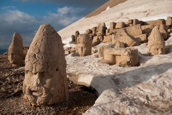 2010_04_10-mt-nemrut-188.jpg