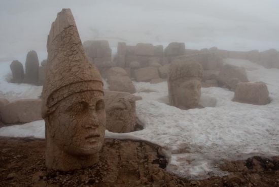 2010_04_11-mt-nemrut-15.jpg