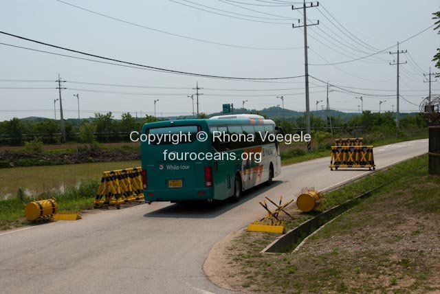 2009_05_28-dmz-101.jpg